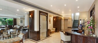La Place Sarovar Portico, Lucknow