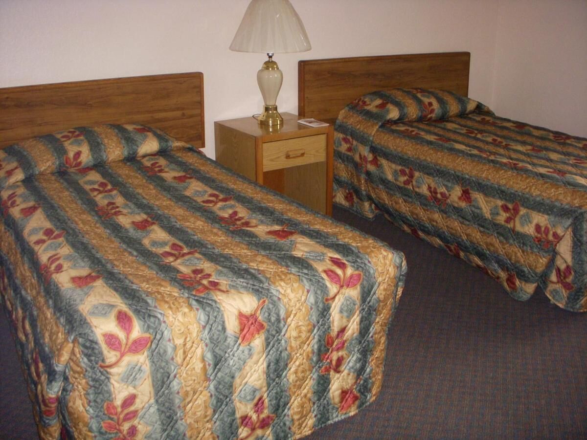 Photo - Apple Tree Inn