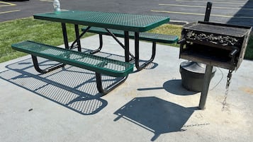 BBQ/picnic area