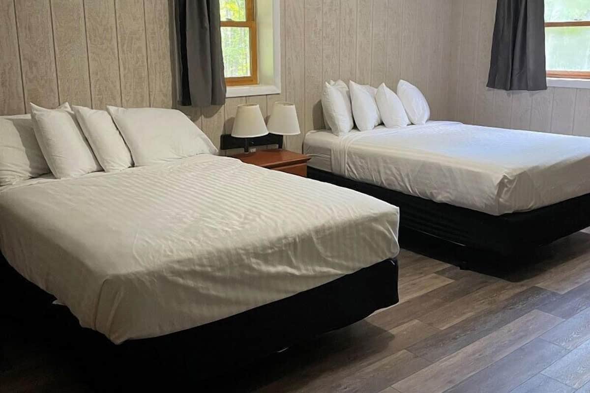 family cabin | 4 bedrooms, iron/ironing board, bed sheets