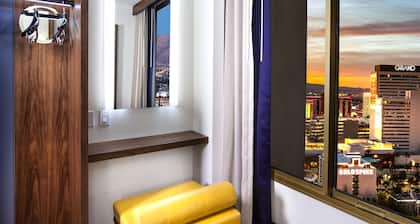 El Cortez Hotel and Casino - 21 and Over