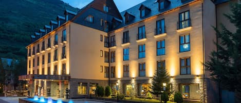 Fachada da propriedade