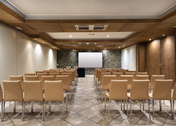 สถานที่จัดงานประชุม