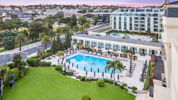 Minibar, in-room safe, desk, soundproofing