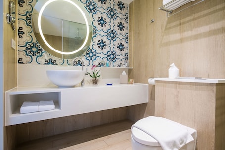 Village Hotel Katong by Far East Hospitality - Image 6