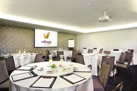 Village Hotel Katong by Far East Hospitality - Image 30