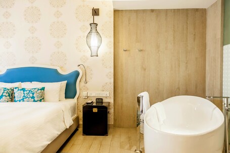 Village Hotel Katong by Far East Hospitality - Image 59
