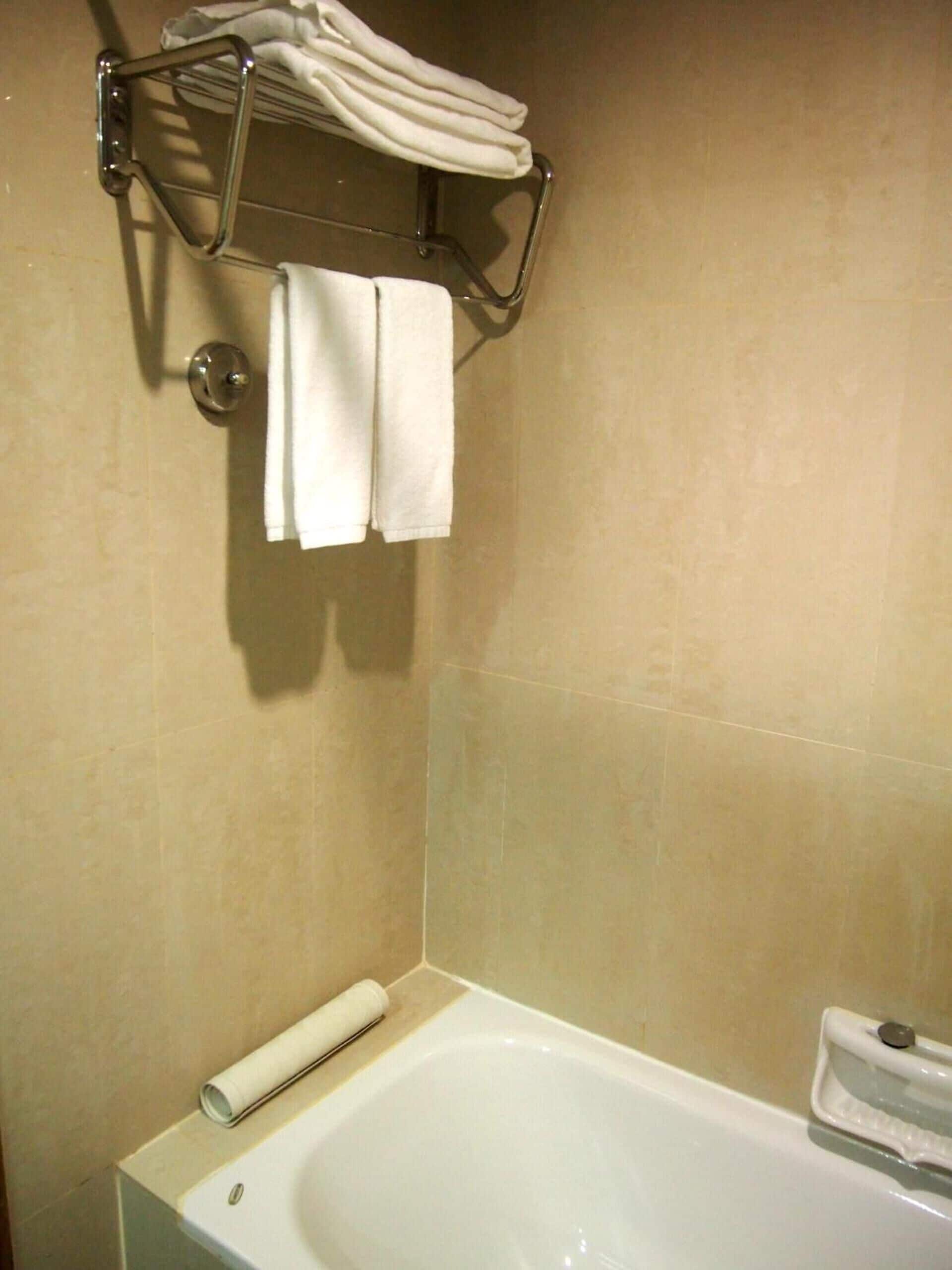 Hotel Royal Reviews Deals Photos 2024 Expedia