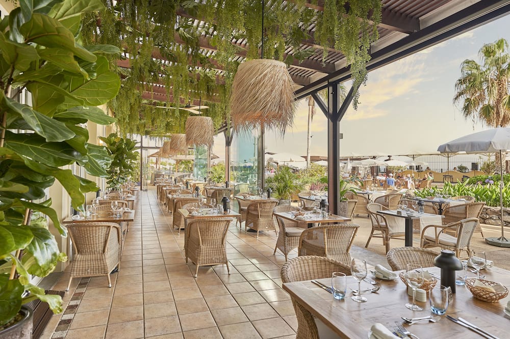 PortoBay Santa Maria, Adults Only
