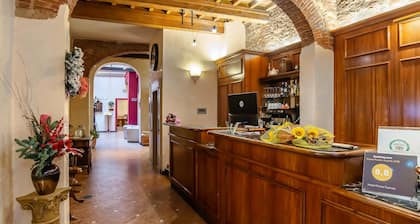 Porta Faenza Hotel