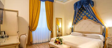 Classic Double or Twin Room | Premium bedding, minibar, in-room safe, desk