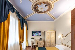 Superior-Doppelzimmer | Hochwertige Bettwaren, Minibar, Zimmersafe, Schreibtisch