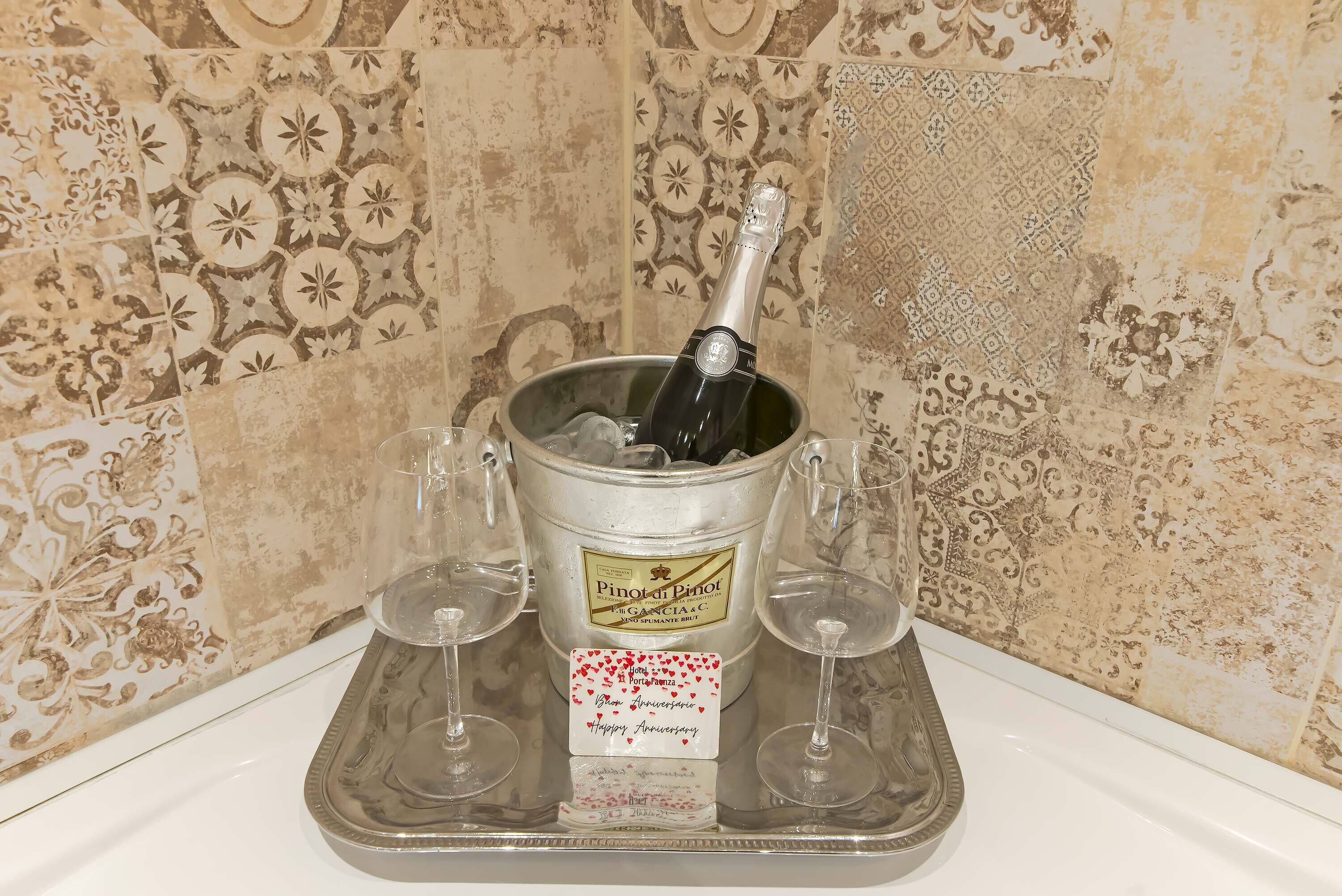 Photo - Porta Faenza Hotel