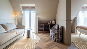Suite | Rúmföt af bestu gerð, öryggishólf í herbergi