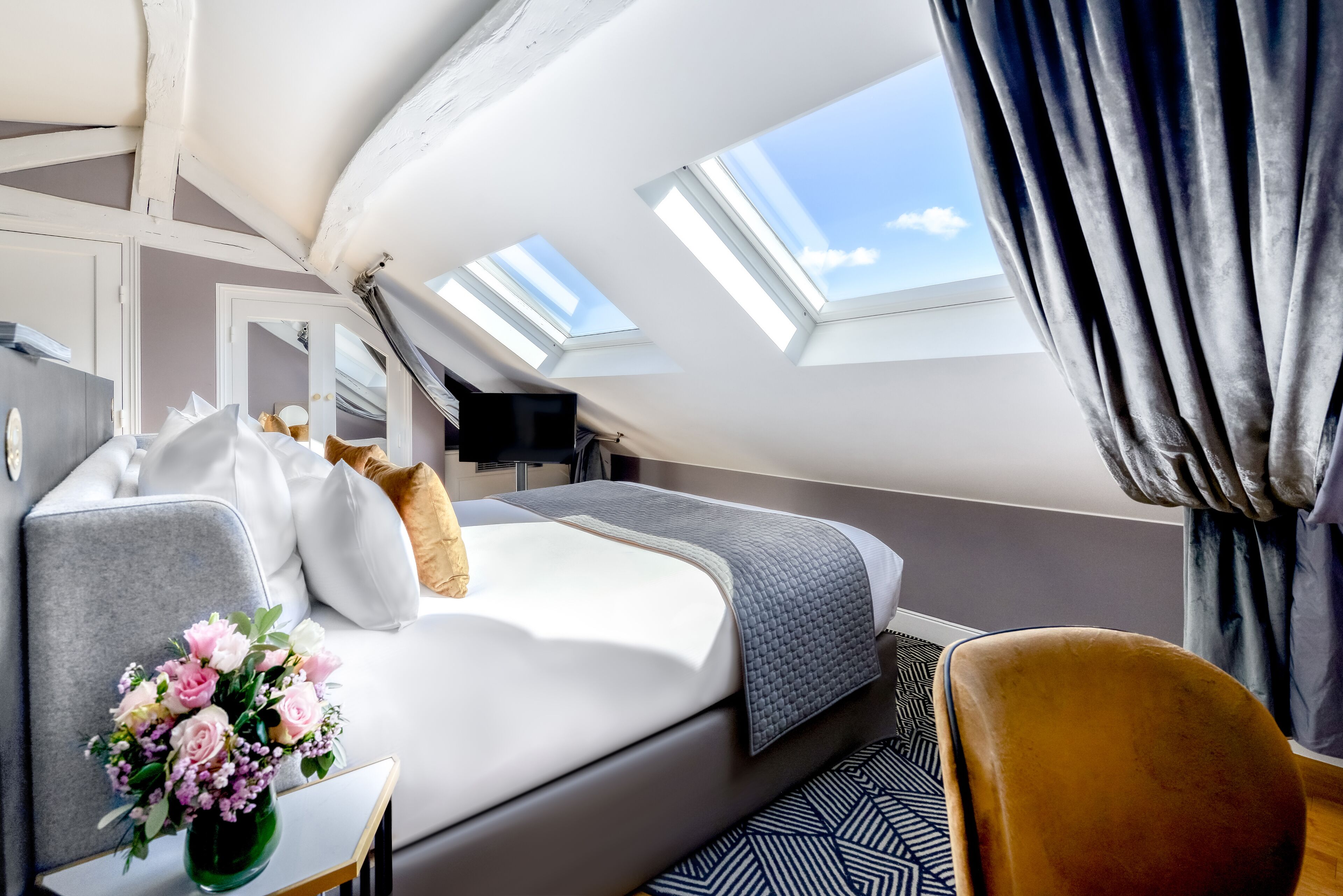 minibar, in-room safe, desk, blackout curtains