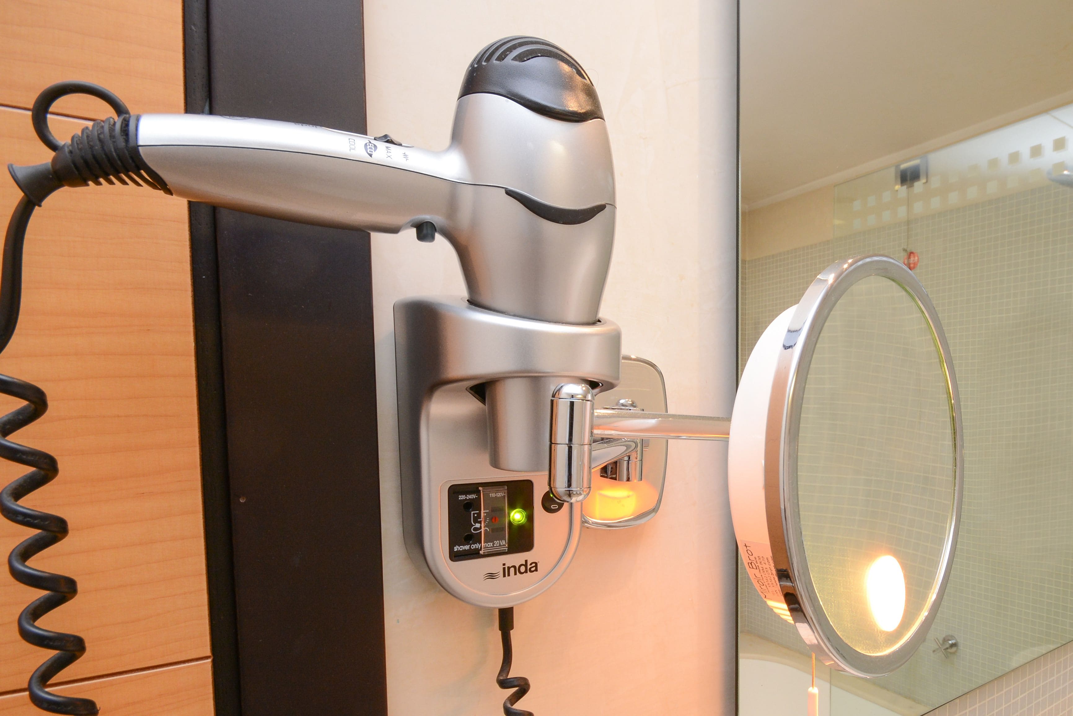 junior suite | bathroom amenities | free toiletries, hair dryer, bidet, towels