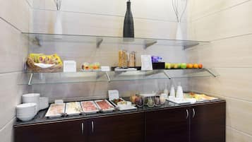 Colazione a buffet a pagamento, servita tutte le mattine