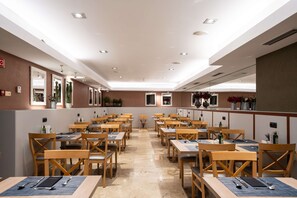 Daily buffet breakfast (EUR 19 per person)