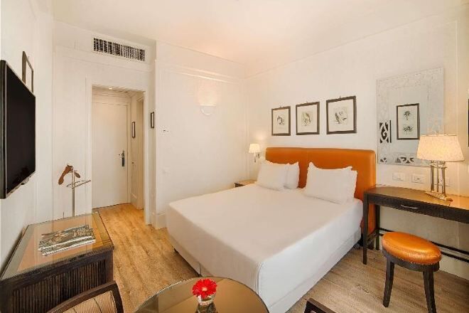 Minibar, in-room safe, individually decorated, desk