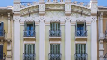 Fachada da propriedade