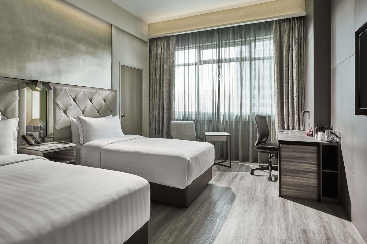 Deluxe Room with 2 Single Beds