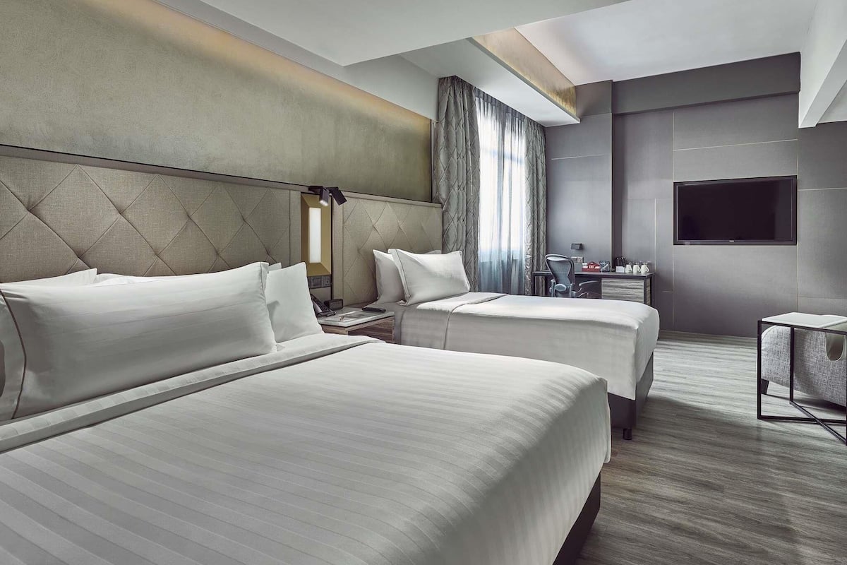 Deluxe Triple Room with 1 King and 1 Single Bed