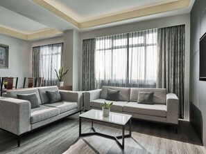 Minibar, in-room safe, desk, blackout drapes