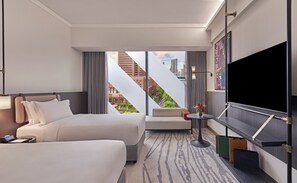 極品客房, 2 張單人床 (Orchard Paragon View) | 客房內保險箱、書桌、遮光布/窗簾、熨斗/熨衣板