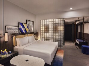 Chambre Club, 1 très grand lit, non-fumeur, accès au salon club