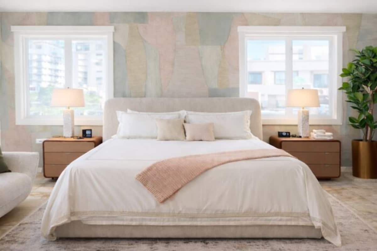 Ocean King Penthouse | Edredons de pluma, individualmente decorados, individualmente mobiliados