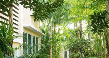 Coral Princess Hotel