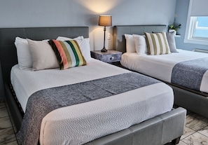 Chambre Double Supérieure, 2 lits doubles | Couette en duvet d'oie, décoration personnalisée