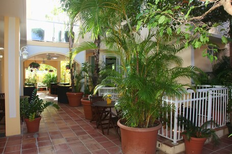 Coral Princess Hotel - Image 3