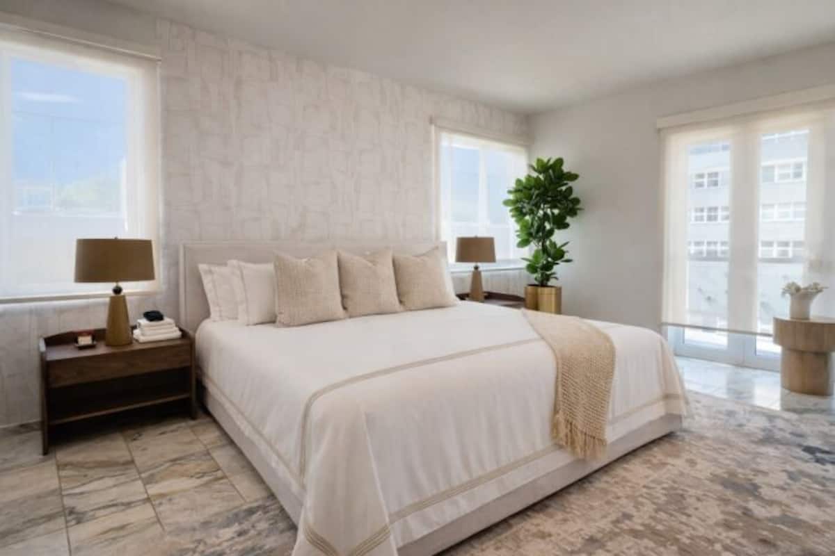 The Pearl King Suite. | Edredons de pluma, individualmente decorados, individualmente mobiliados