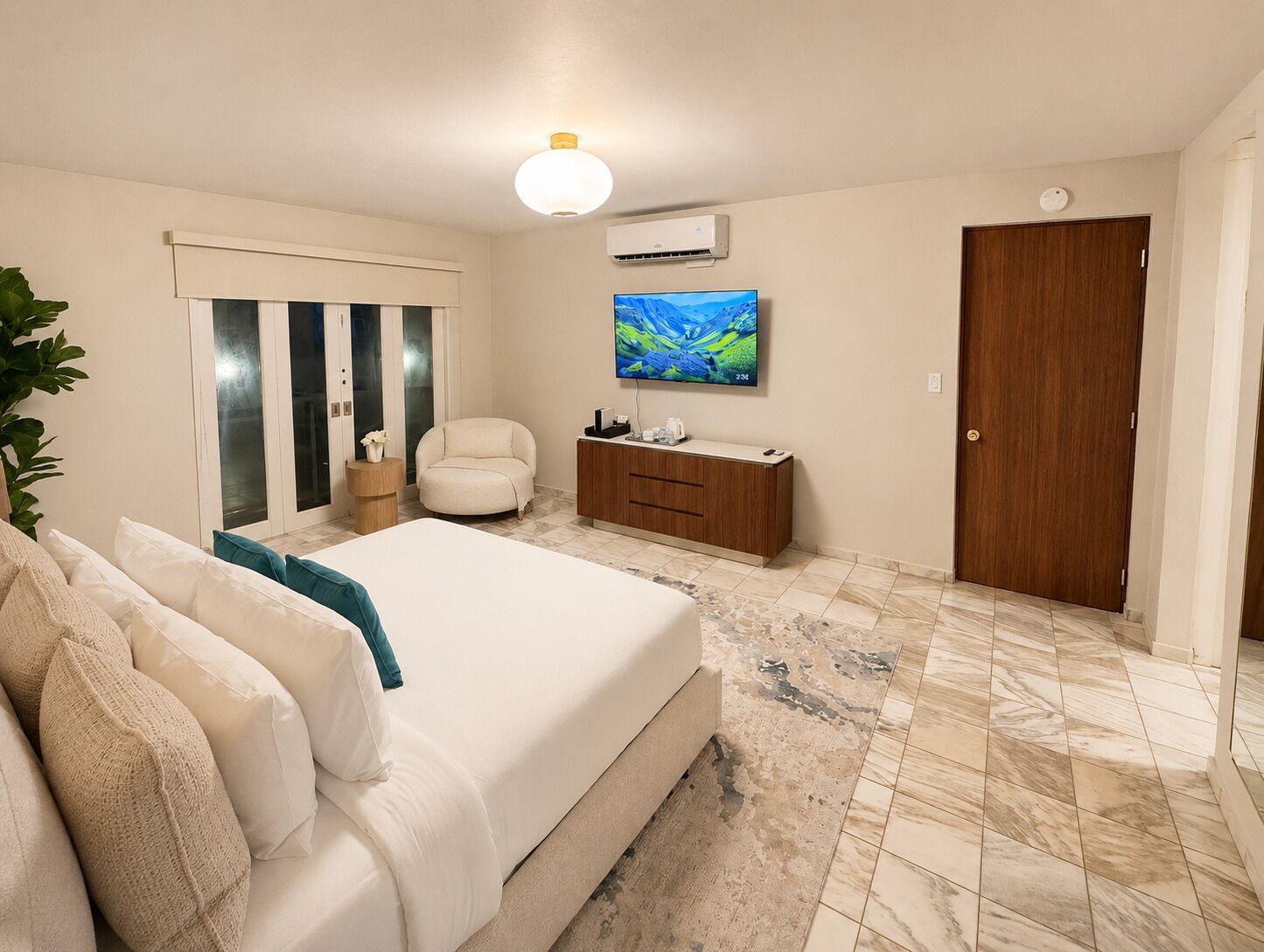 Photo - Coral Princess Hotel