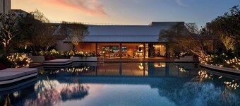 PARKROYAL Serviced Suites Singapore