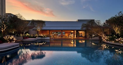 PARKROYAL Serviced Suites Singapore