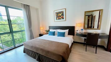 1 bedroom, in-room safe, desk, laptop workspace