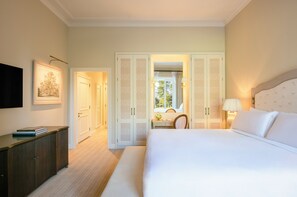 Garden Wing Superior Room | Frette Italian sheets, premium bedding, free minibar, in-room safe - Cashel Palace Hotel  (Cashel)