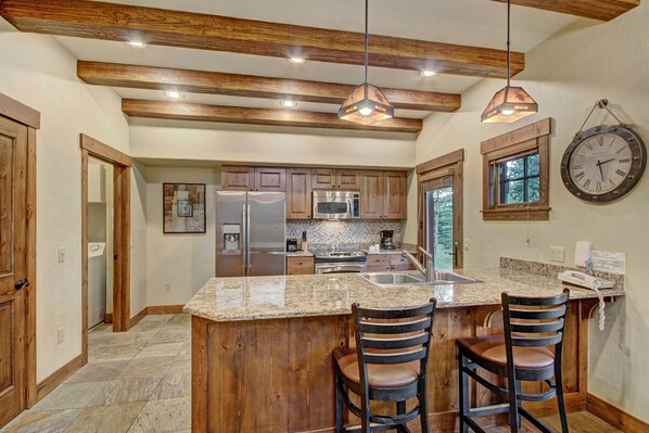 Townhome, 3 Bedrooms | Private kitchen - Mountain Thunder Lodge, A Vail Resorts Property (Breckenridge)