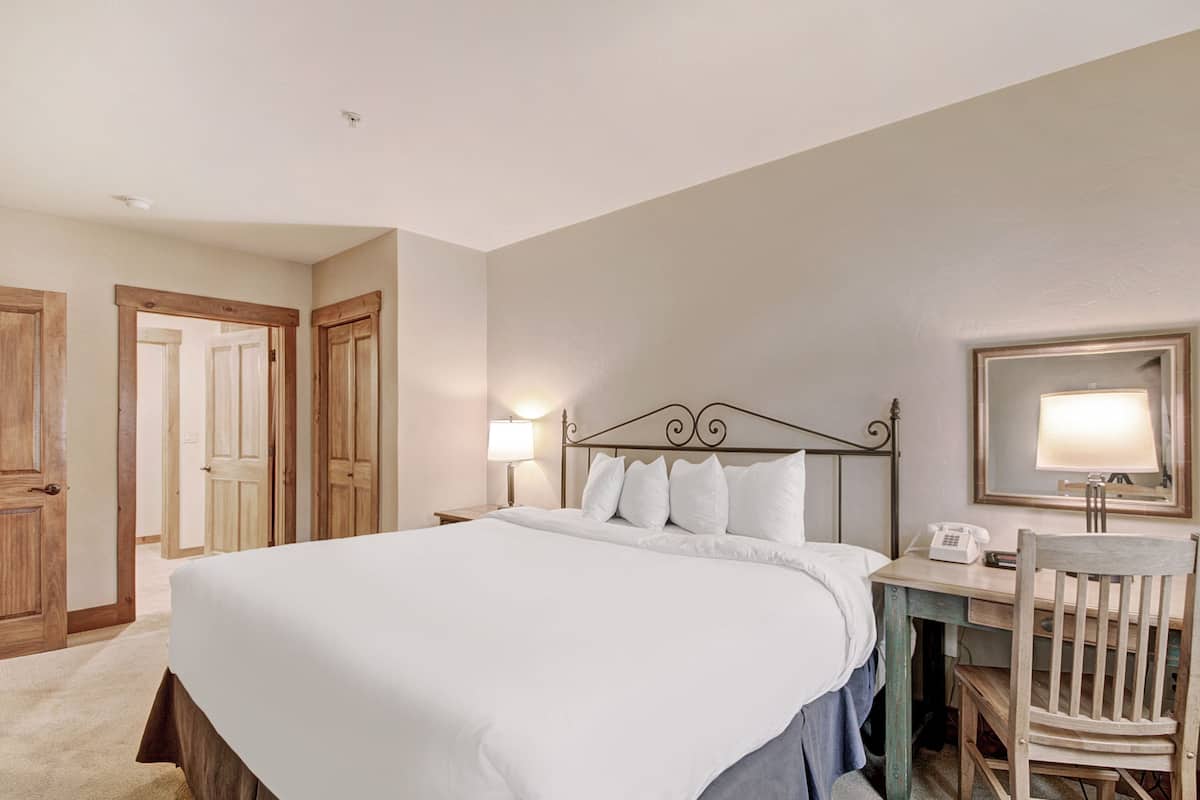 1 habitación, ropa de cama de alta calidad y decoración personalizada