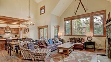 Televisi 30-inci dengan saluran TV kabel dan perapian