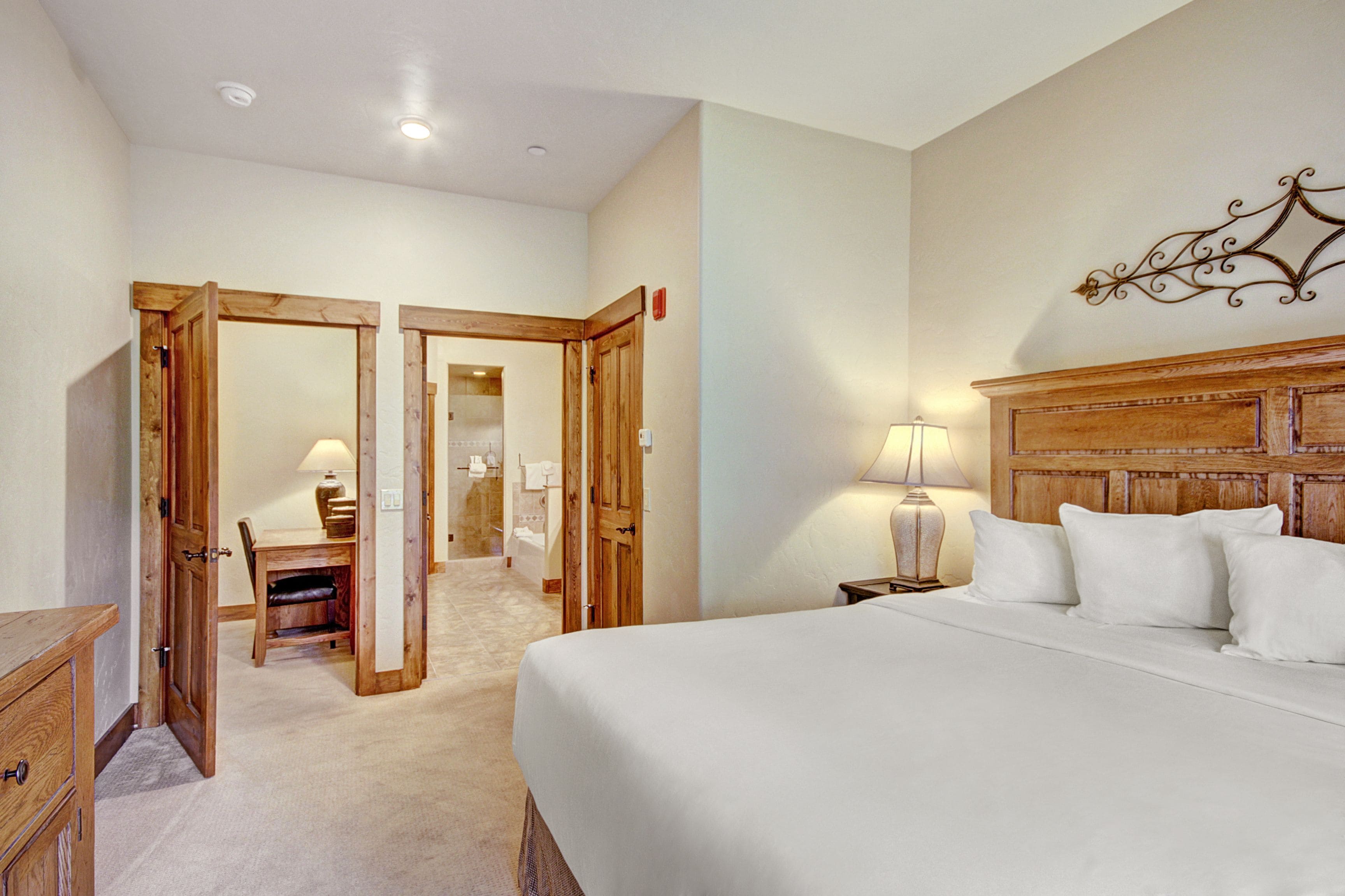 Townhome, 3 Bedrooms | Premium bedding, individually decorated, individually furnished