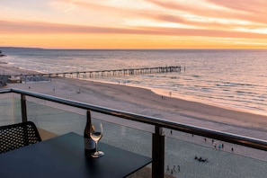 Premier Apartment, 1 Bedroom, Ocean View (No Housekeeping)