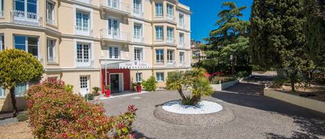 Façade de l’hébergement