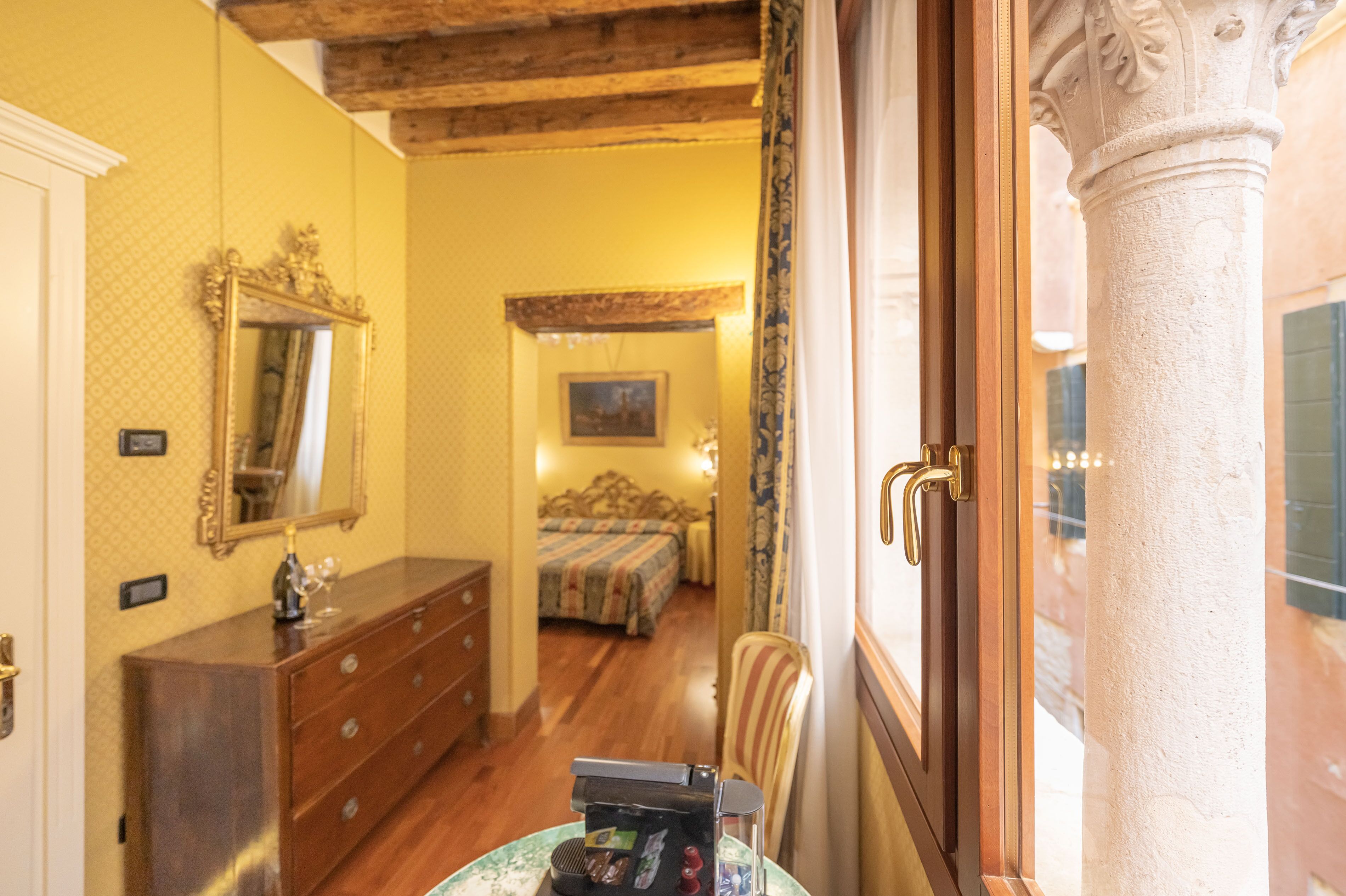 Rom – superior (203) | Minibar, wi-fi (inkludert) og sengetøy