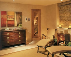 Couples treatment rooms, sauna, hot tub, steam room, body treatments