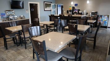 Free daily full breakfast