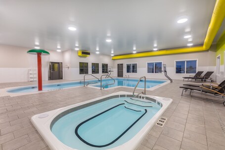 Super 8 by Wyndham Winnipeg East MB - Image 65