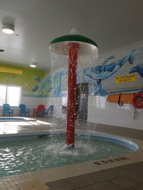 Super 8 by Wyndham Winnipeg East MB - Image 59